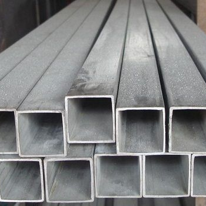 Труба профильная квадратная 10х10х1,2 мм 6 м